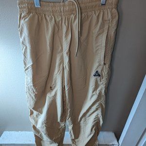 PALACE tan Joggers Distressed